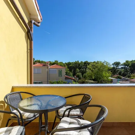 Tina 2 - Mpolo Apartman *